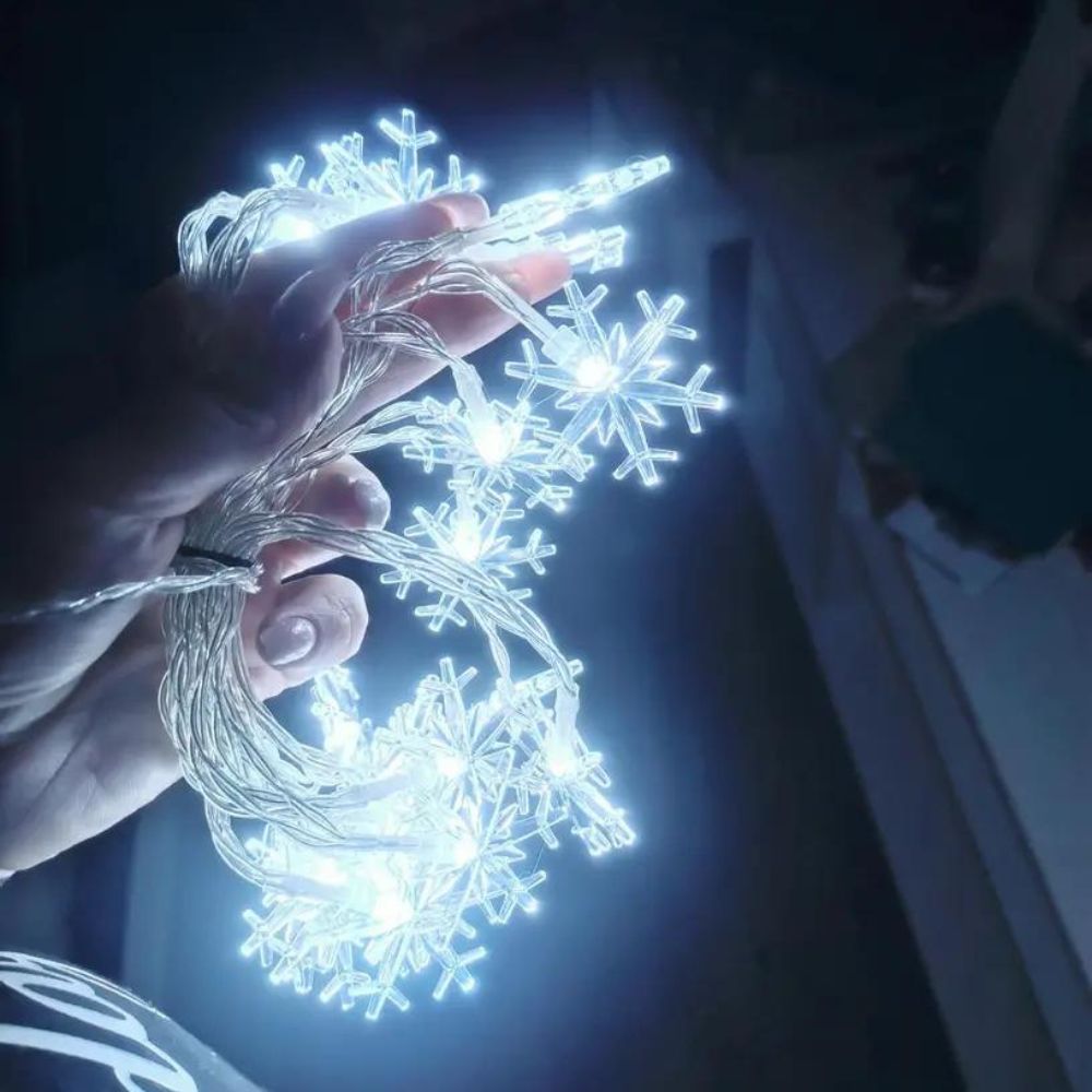 Slinger met sneeuwvlokjesverlichting