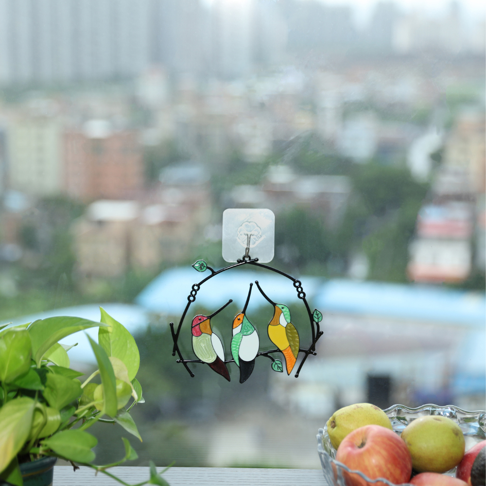 Glas-in-lood-hangers met vogels