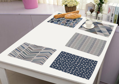 Verse placemats