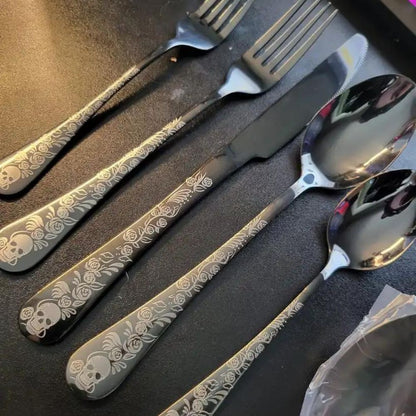 Gothic Skeleton Bestekset (4 Sets)