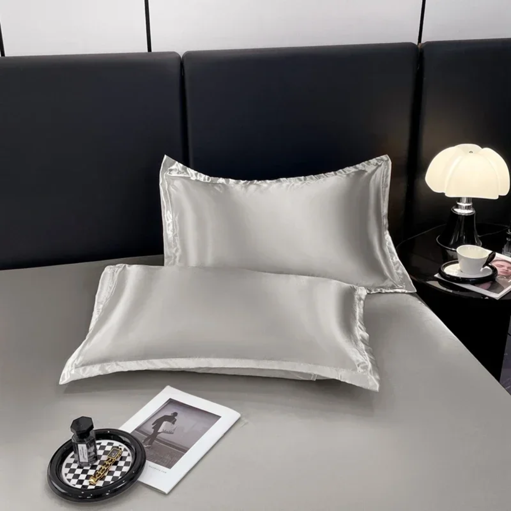 Comfortabel Luxe Beddengoed (Hoeslaken en 2 Kussenslopen)
